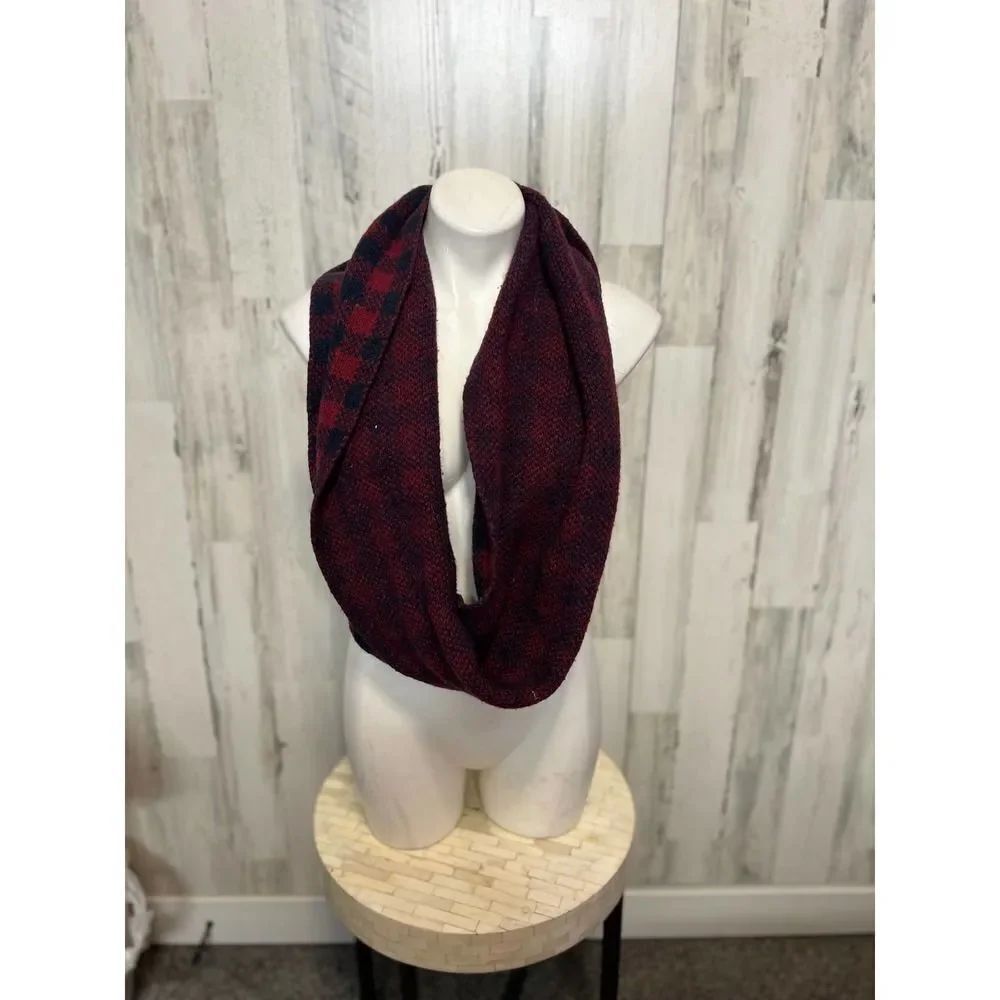 Charlotte Russe Burgundy Navy Checkered Infinity Scarf – Cozy Soft Loop Scarf
